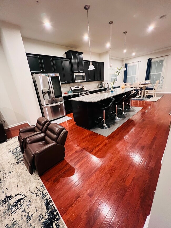 Building Photo - 3010 Mahican Cir