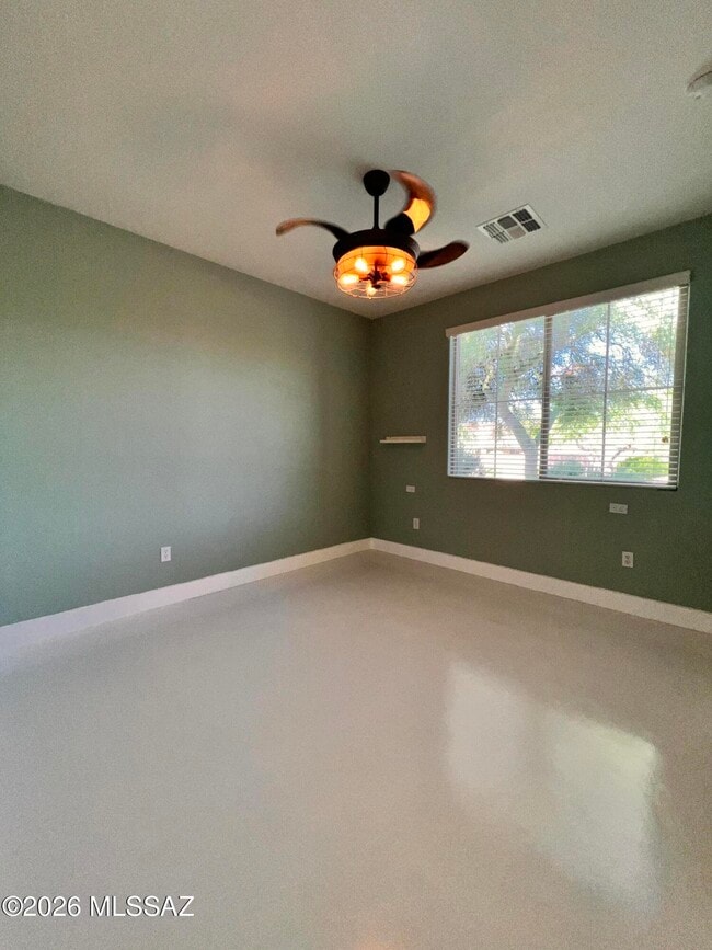 Building Photo - 12252 N Wind Runner Pkwy