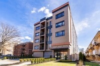 Building Photo - 310 W Jersey St