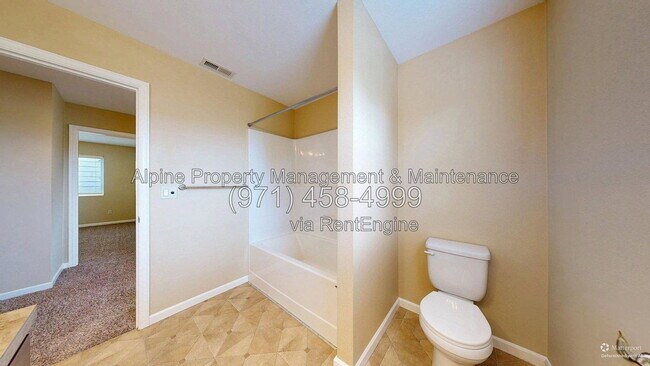 Building Photo - 9495 Northwest Ember Lane