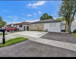 Building Photo - 11550 SW 80th Ter