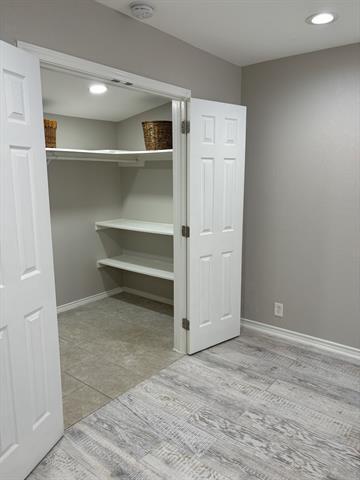 Building Photo - 1827 Keneipp Rd