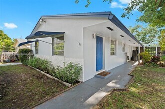 Building Photo - 5120 SW 26th Ave