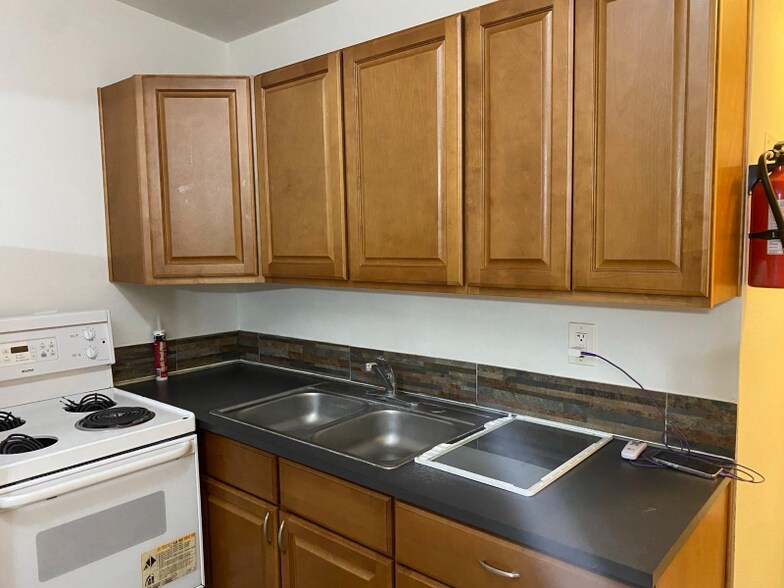 Building Photo - 5107 E 113th Ave