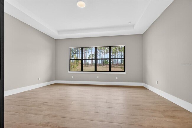 Building Photo - 16130 Pendio Dr