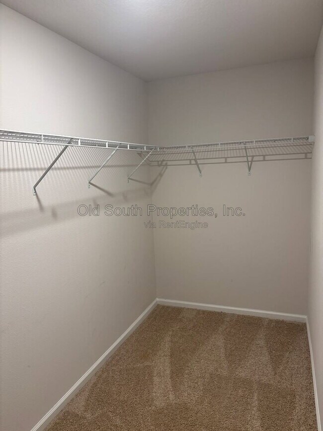 Building Photo - 969 Jacobs Way