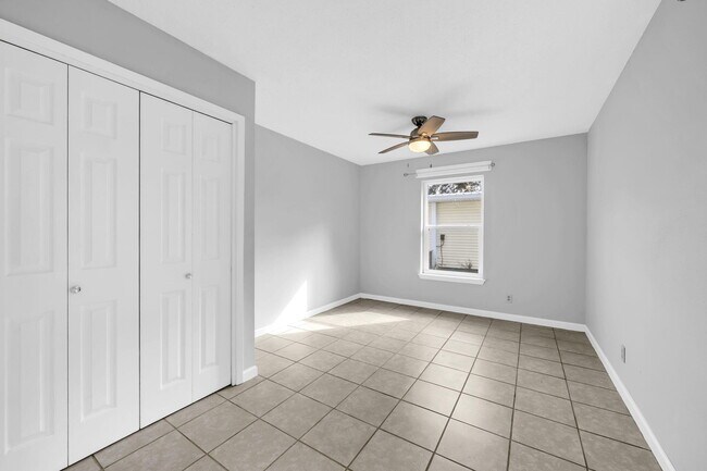 Building Photo - 358 Kepner Dr NE