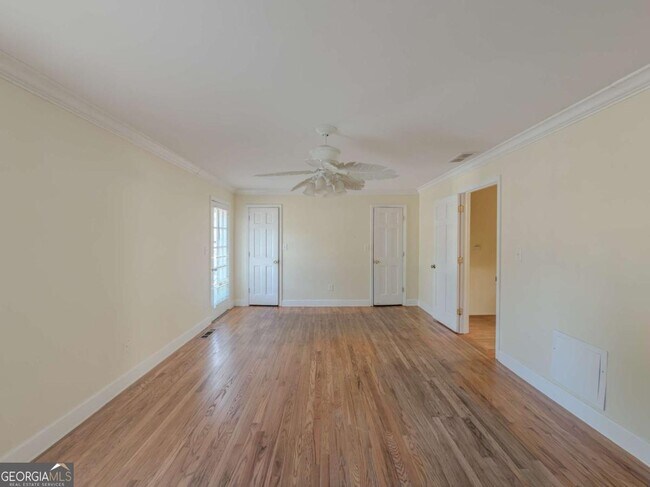 Building Photo - 5100 Redan Rd