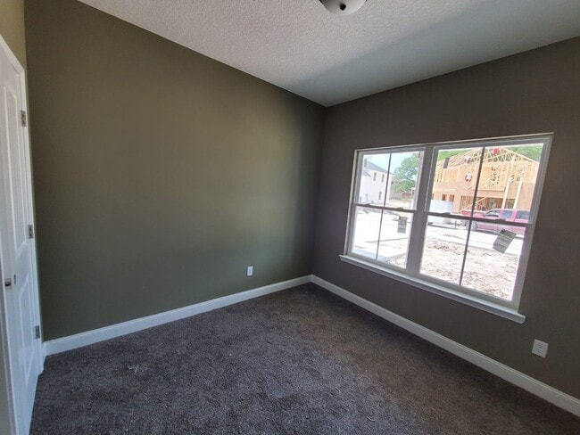 Building Photo - 289 Grayson Ave