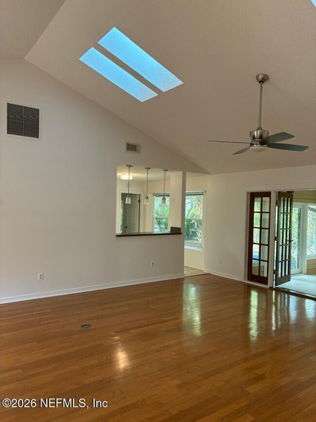 Building Photo - 4804 Otter Creek Ln