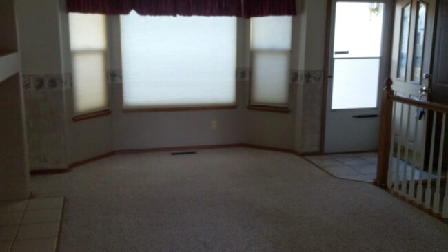 Building Photo - 5952 Corinth Dr