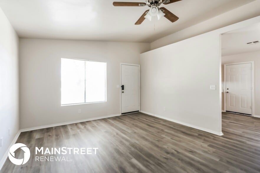 Building Photo - 1465 S American Dream Pl