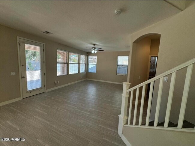 Building Photo - 1470 W Armstrong Way