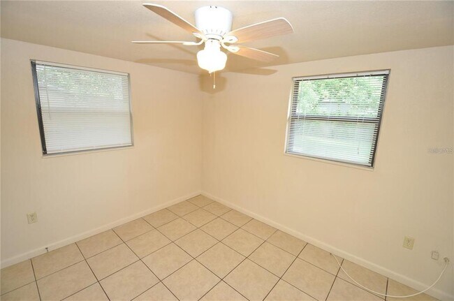 Building Photo - 205 Stribling Dr