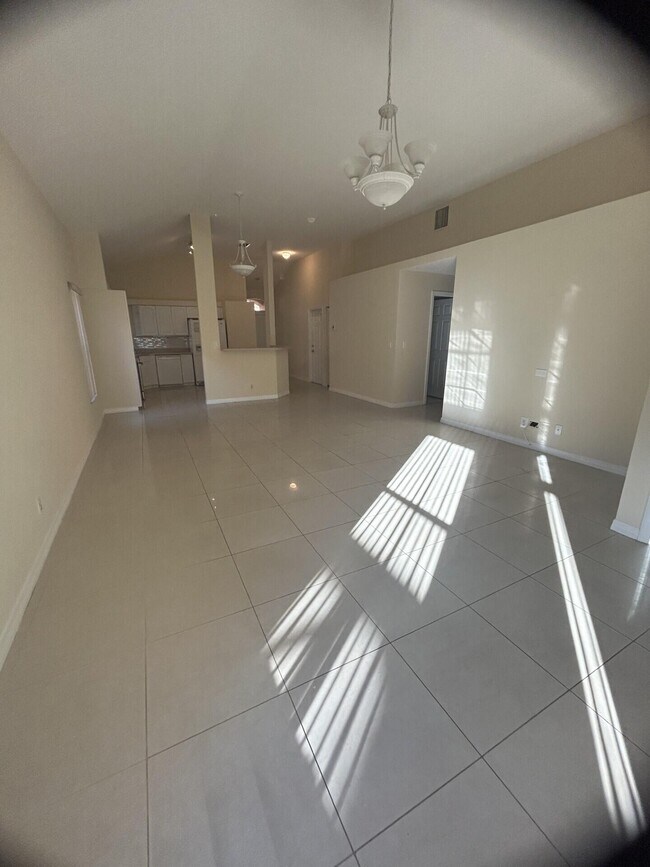 Building Photo - 8008 Via Hacienda