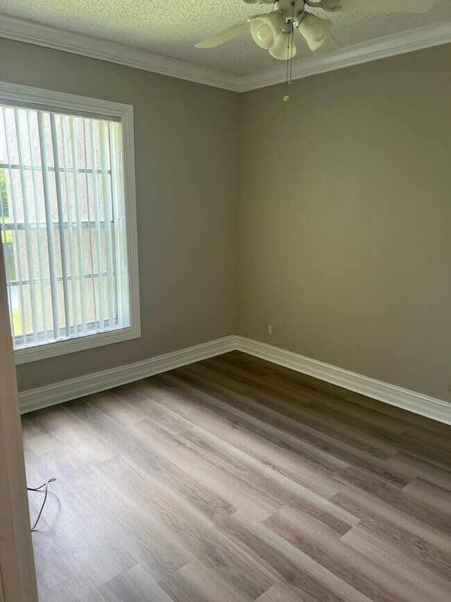 Building Photo - 2700 Casita Way