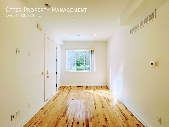 Building Photo - 1445 S 32nd St