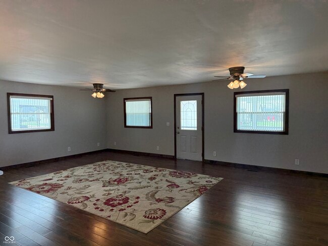 Building Photo - 1216 N Cherry St