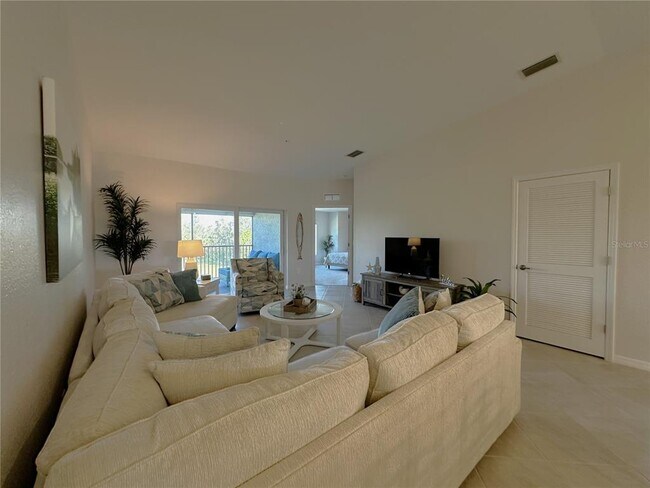 Building Photo - 14231 Heritage Landing Blvd