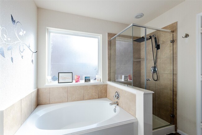 Building Photo - 15007 Miller Meadows Ln