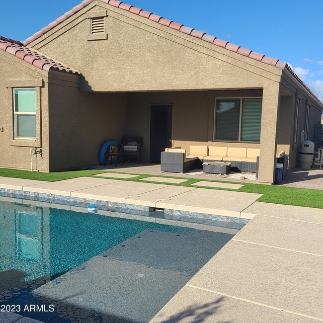 Building Photo - 3703 N 298th Dr