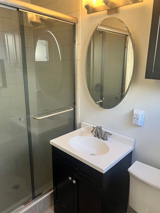Building Photo - Welcome to the East Whittier 3 Bedroom House.