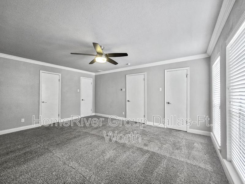 Building Photo - 9033 Flicker Ln