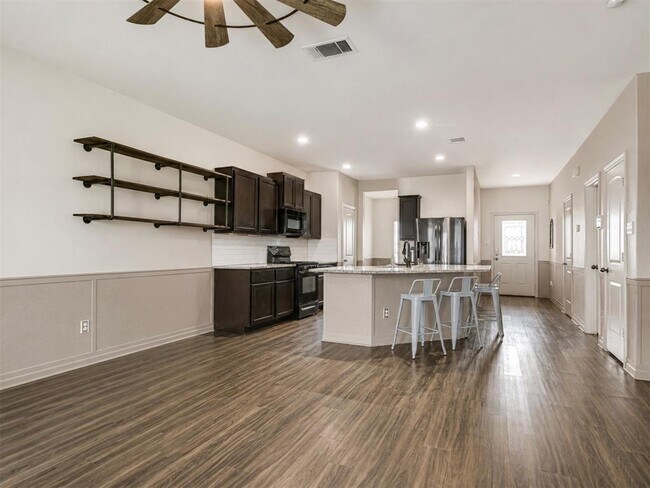 Building Photo - 157 Werner Dr