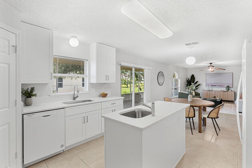 Building Photo - 2223 Dryden Ct