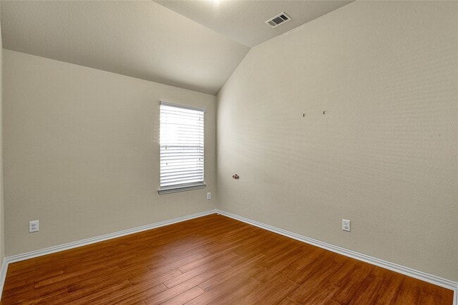Building Photo - 8163 Little Scarlet St