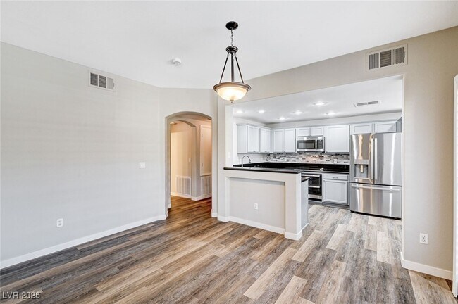 Building Photo - 11850 Tevare Ln