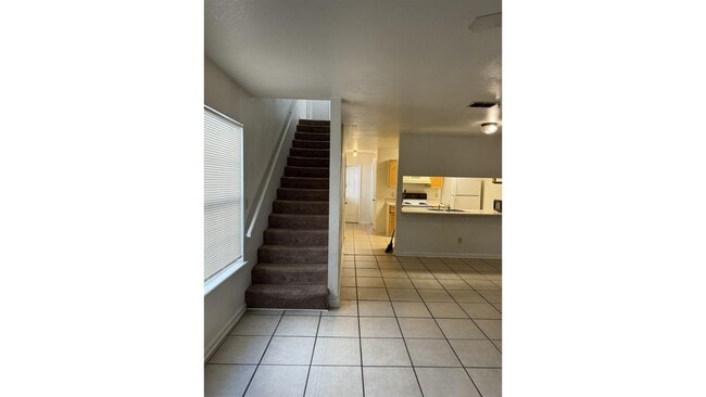 Building Photo - 2660 Tess Cir
