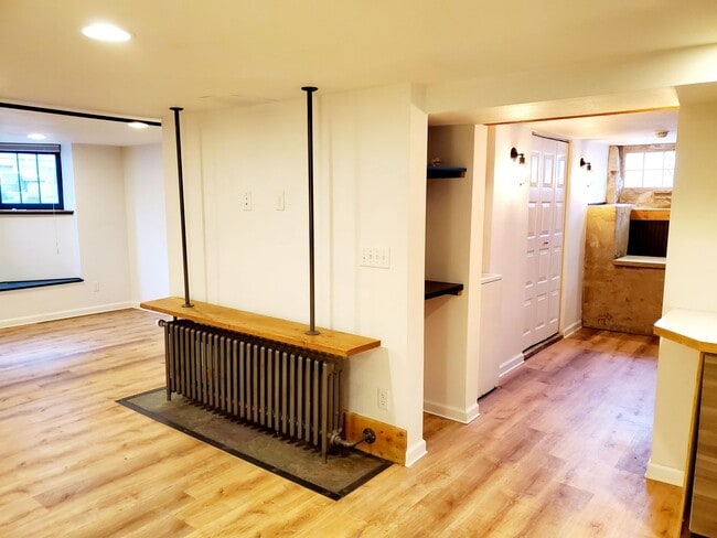 Building Photo - 719 Remington St