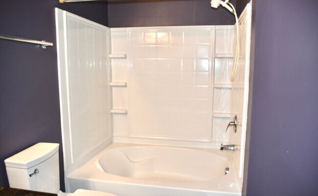 Building Photo - Asheville Condo Rental w/ Garage!