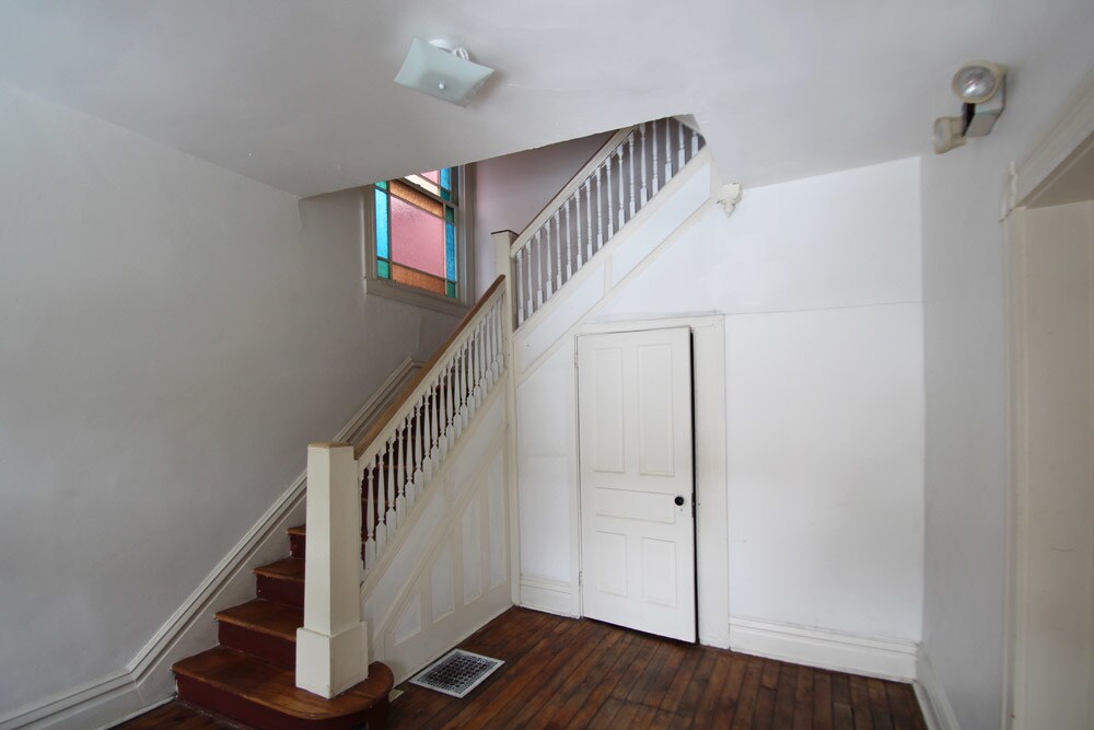 Building Photo - 308 S Trenton Ave