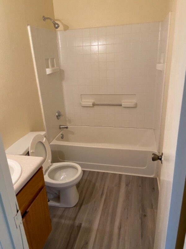 Building Photo - 22 Peaceful Valley Ln