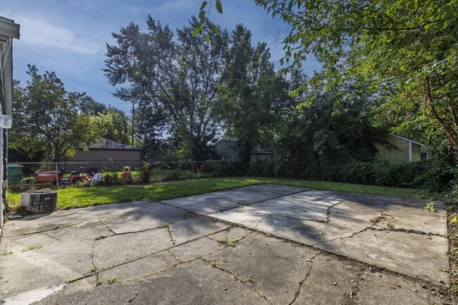 Building Photo - 17656 Toepfer Dr