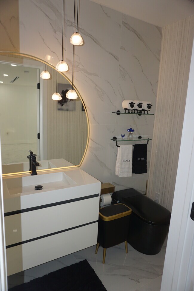 Building Photo - 15614 SW 110th Terrace