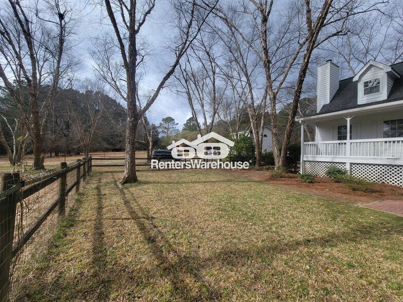 Building Photo - 11855 Jones Ferry Rd