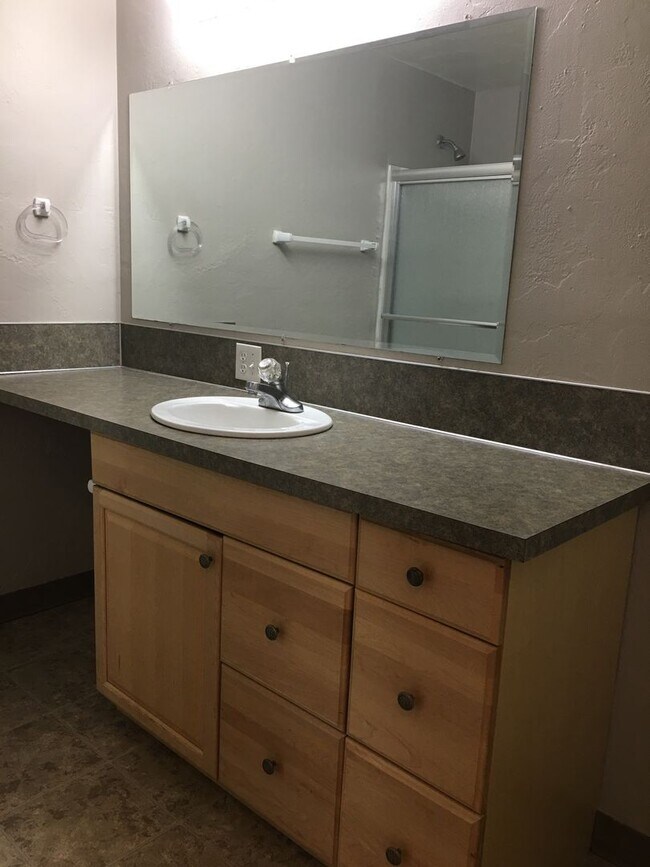 Building Photo - hami03