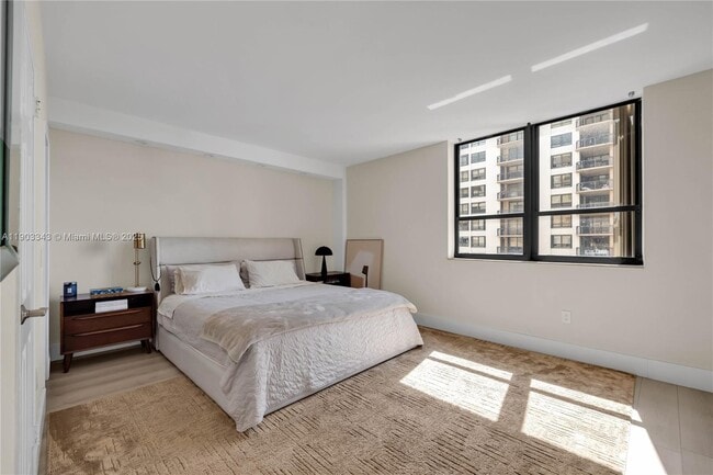 Building Photo - 10185 Collins Ave