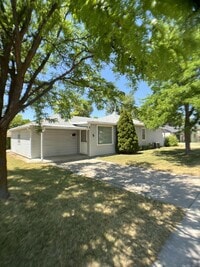 Building Photo - 1007 Bonneville Ave