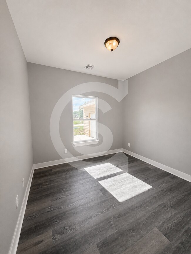 Building Photo - 1601 Al Ortalani Wy