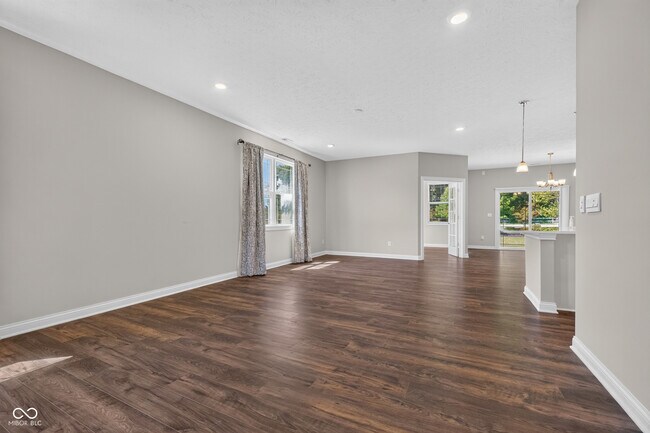 Building Photo - 9073 Lieven St