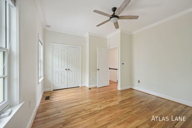 Building Photo - Professionally Managed Home In Gated  Comm...