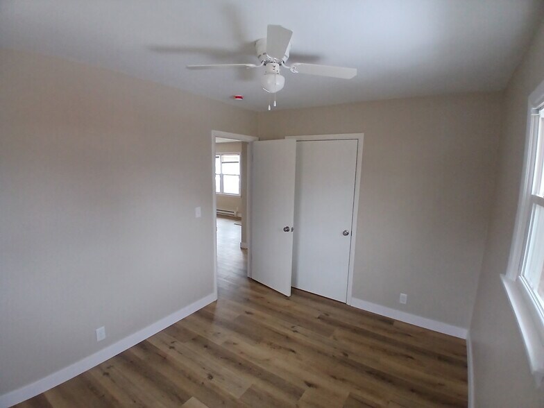 Bedroom 2 - 3443 Woodmar Ct