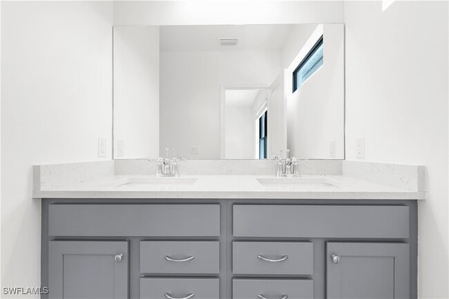 Building Photo - 27859 Solis Grande Dr