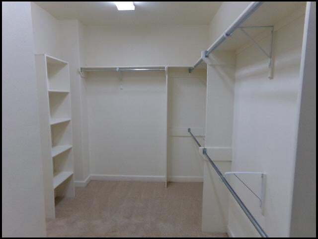 Building Photo - 7 Epernay Cir