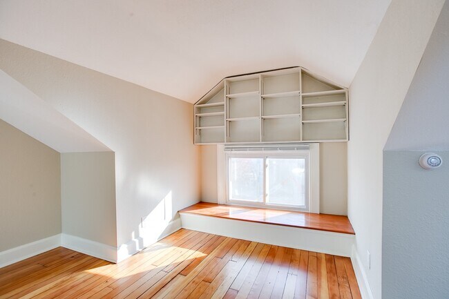 Building Photo - 2450 Blaisdell Ave