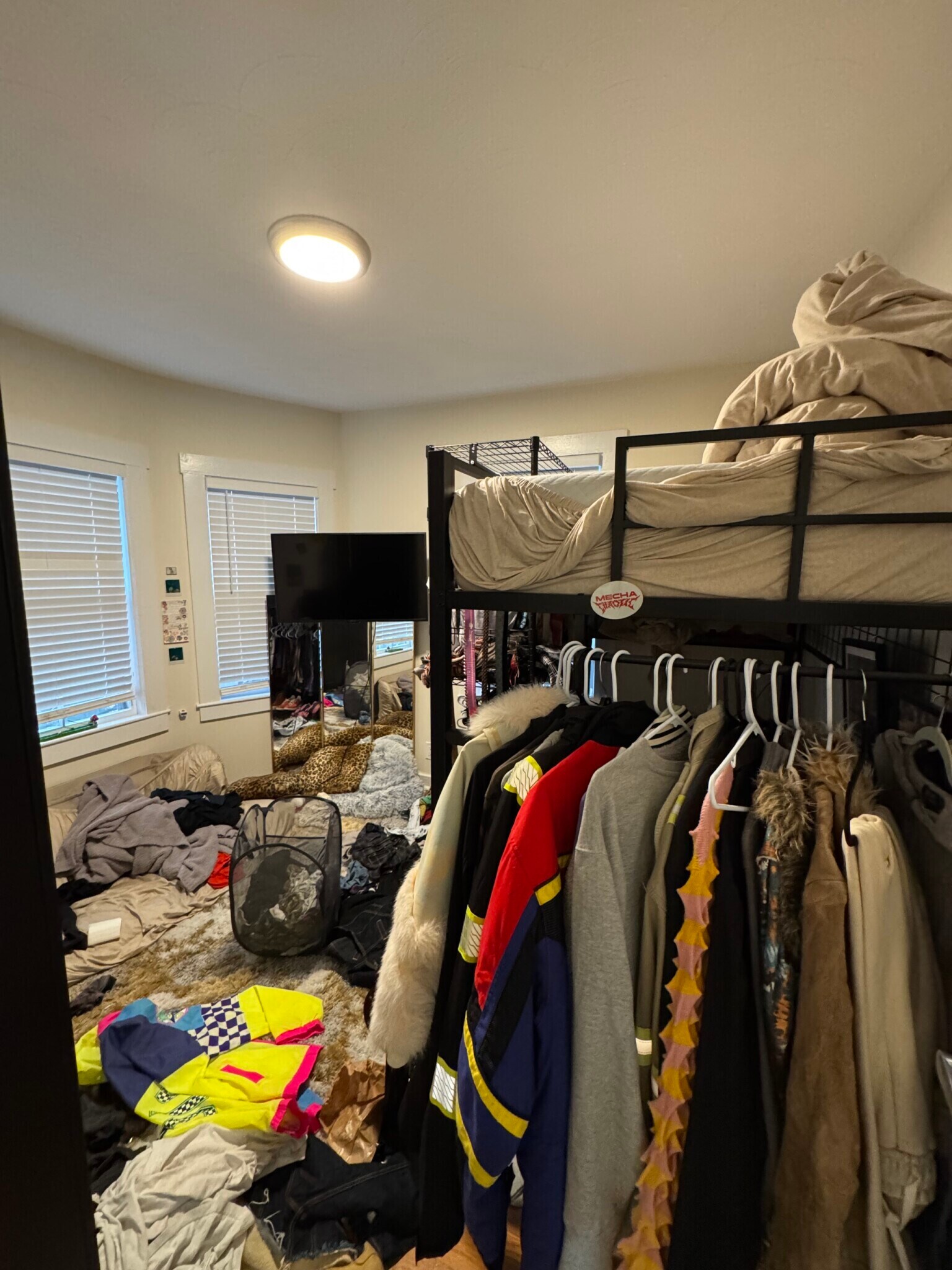 Building Photo - 18 Sawyer Ter